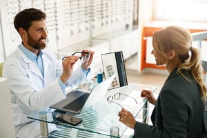 Gérer un magasin d'optique avec un logiciel métier
